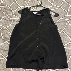 Nine West tank